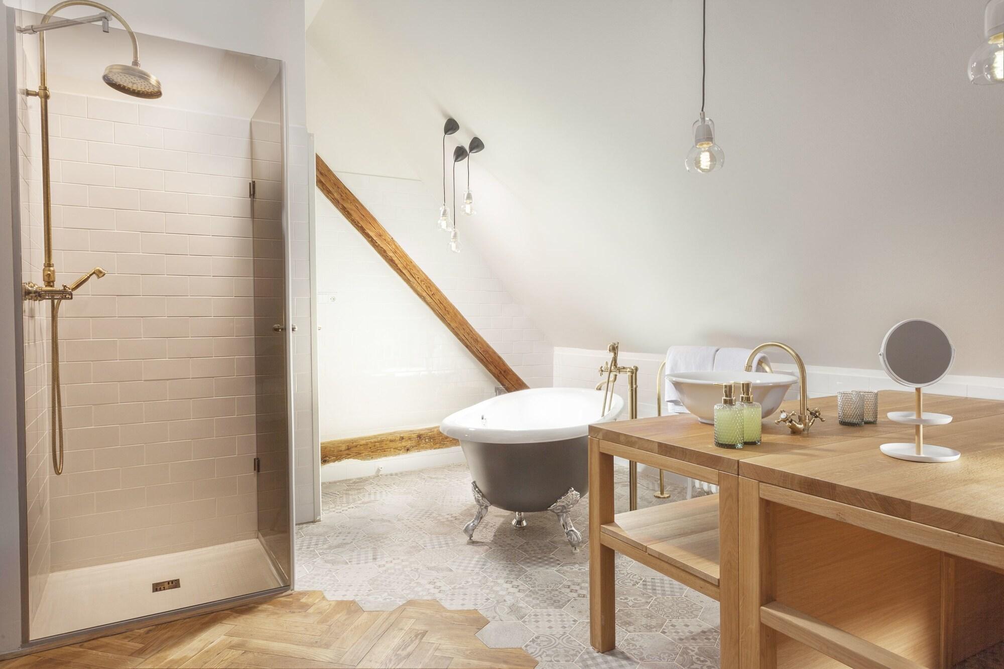 Hotel At The Golden Scissors Praha Bagian luar foto