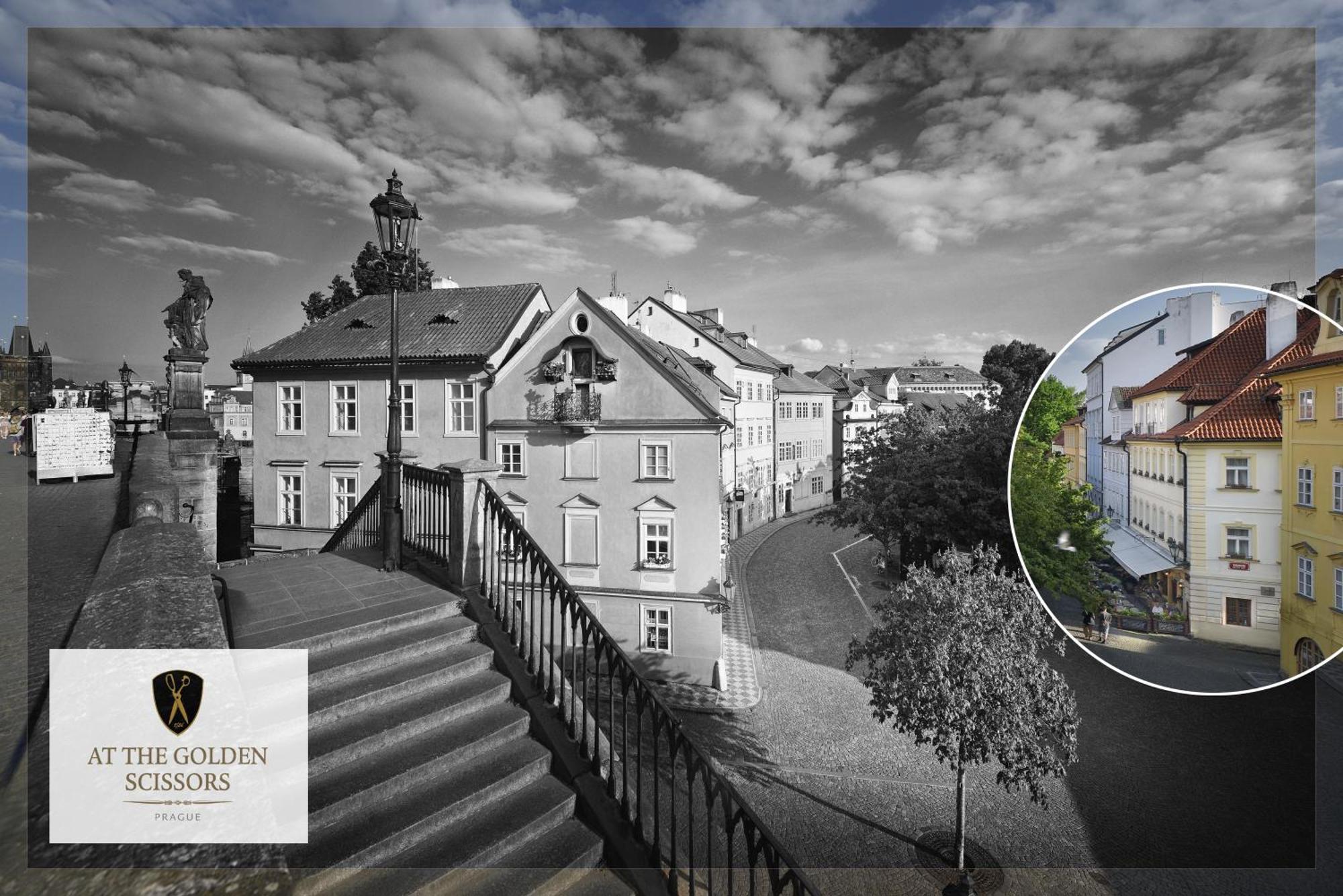 Hotel At The Golden Scissors Praha Bagian luar foto